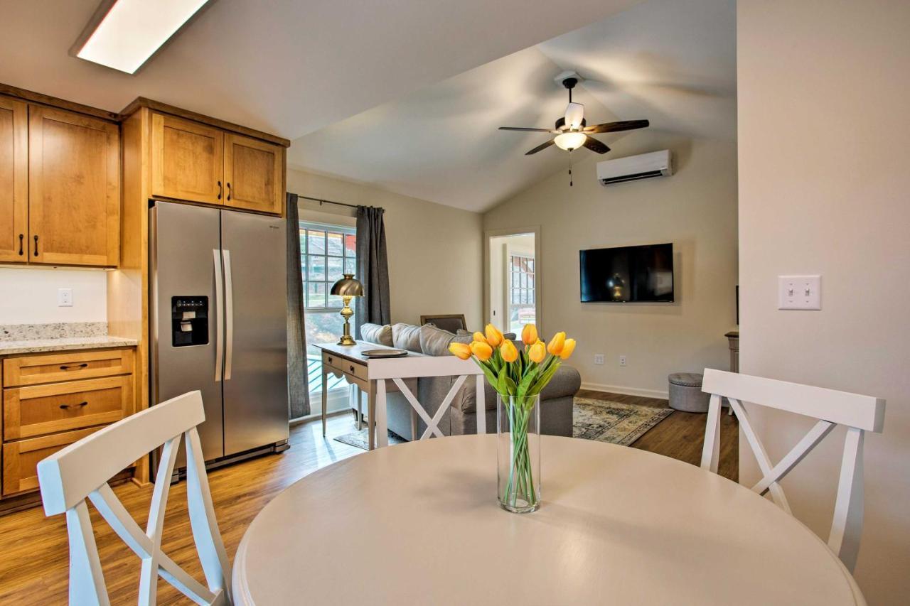 Saluda Main Street Retreat - Central Location! Exterior photo