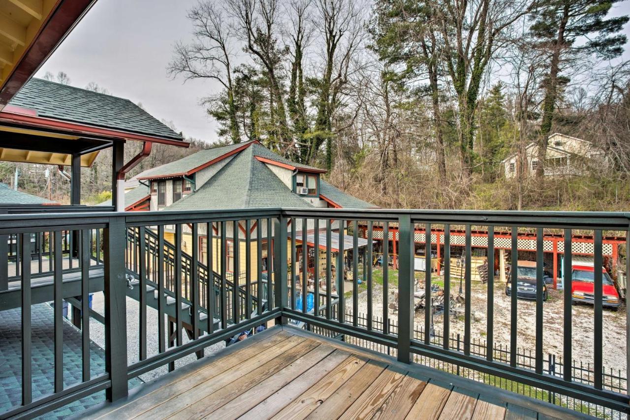 Saluda Main Street Retreat - Central Location! Exterior photo